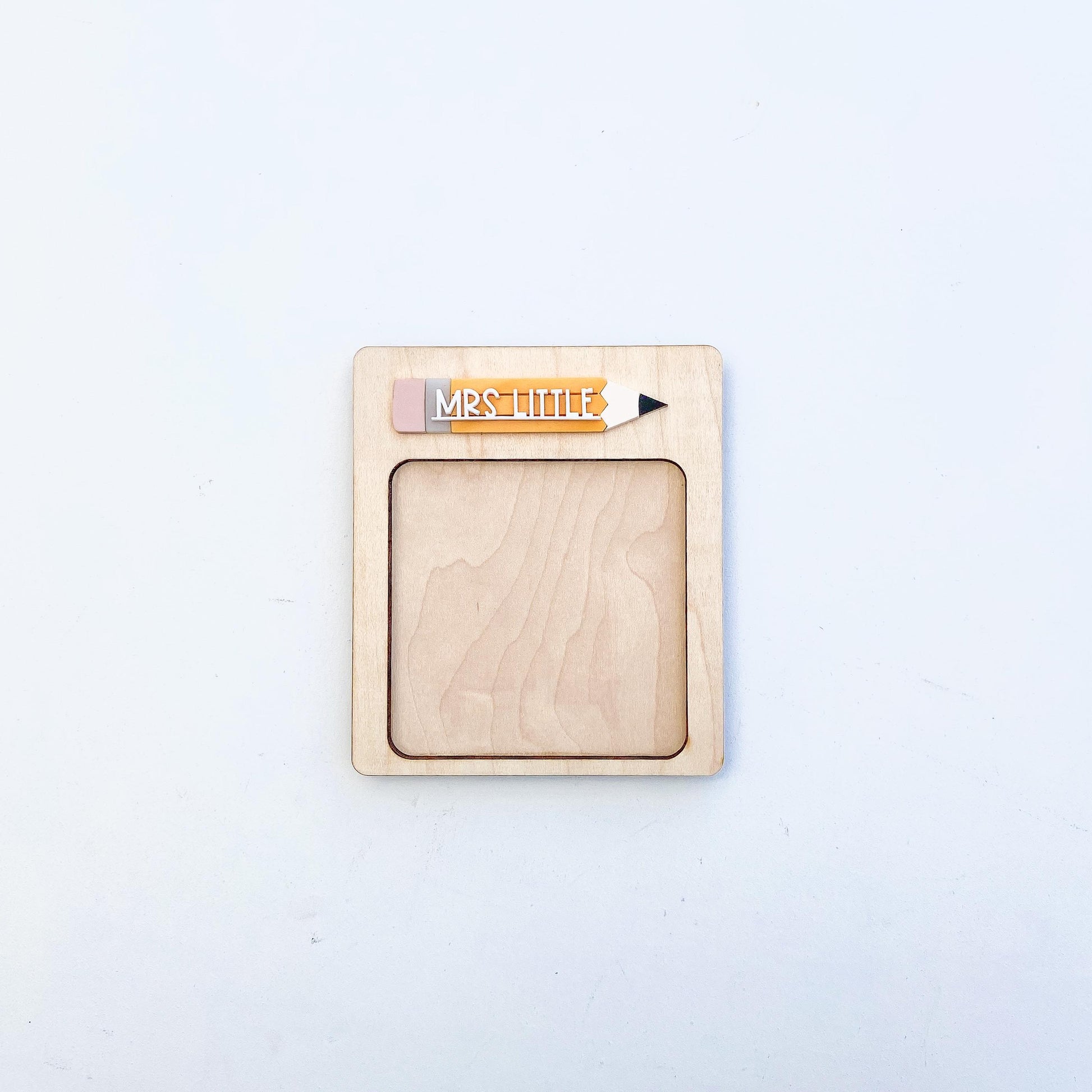 3D teacher appreciation sticky note holder in maple wood and acrylic, personalized name