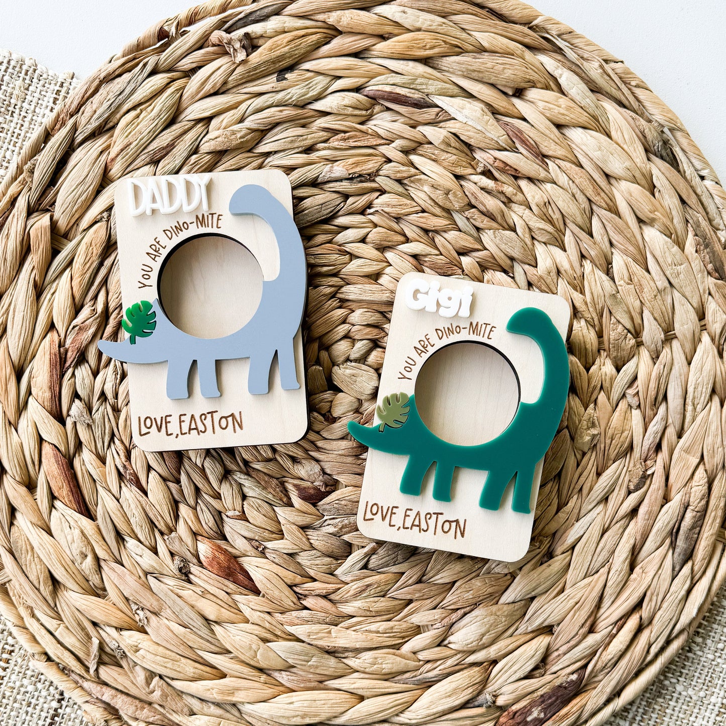 Personalized dinosaur photo frame in maple wood for kids and Dad, Father's Day gift