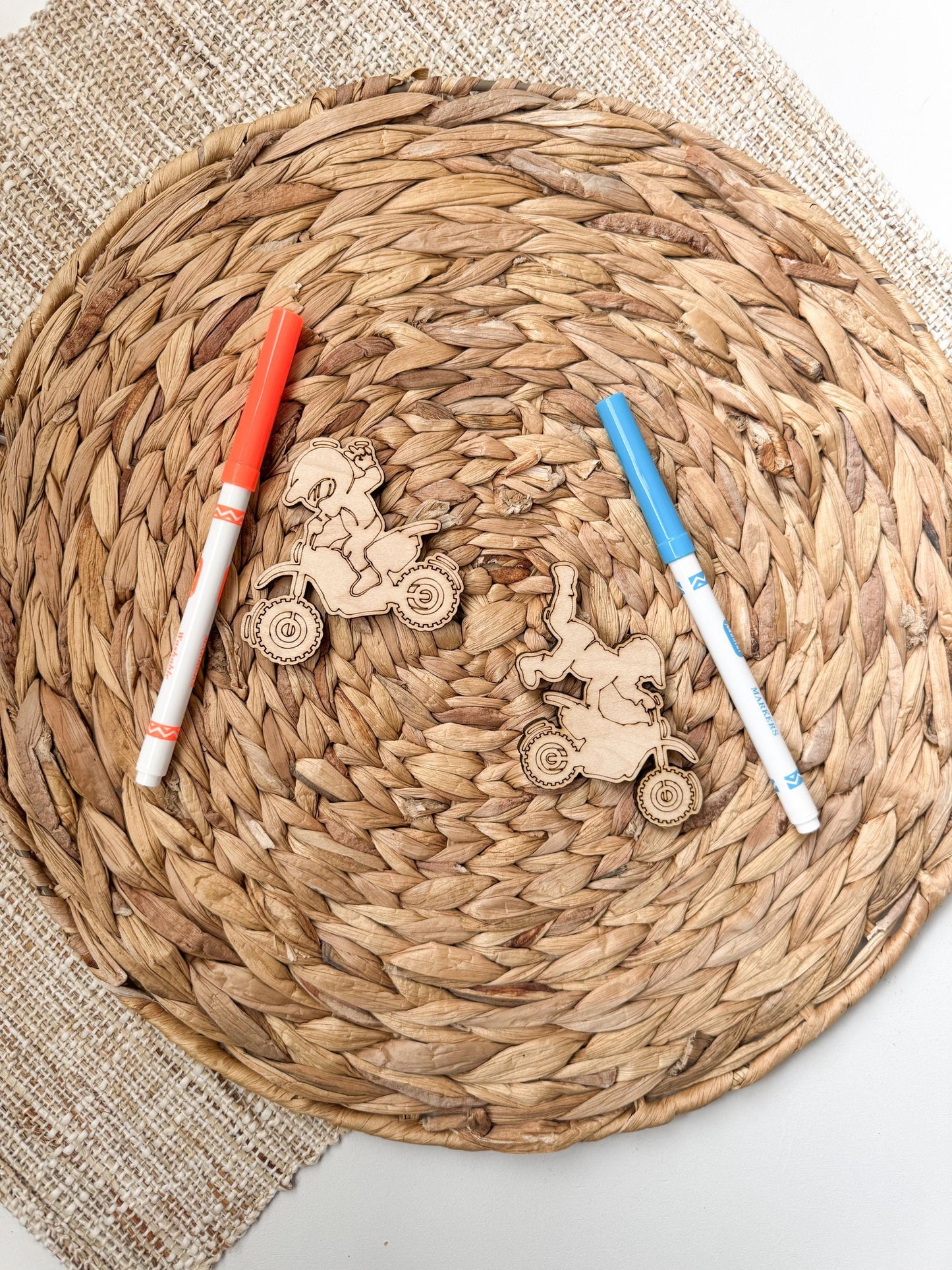 Close-up view of wood grain and “Thanks for Racing By” topper detail on wooden motocross dirt bike party favor