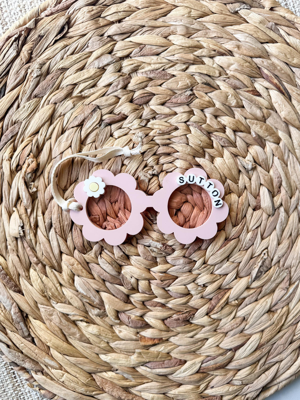 Flower sunglasses tag for Easter baskets, gifts or party favors