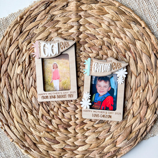 Best Ever photo frame magnet for Grandma in maple wood, personalized Mother's Day gift