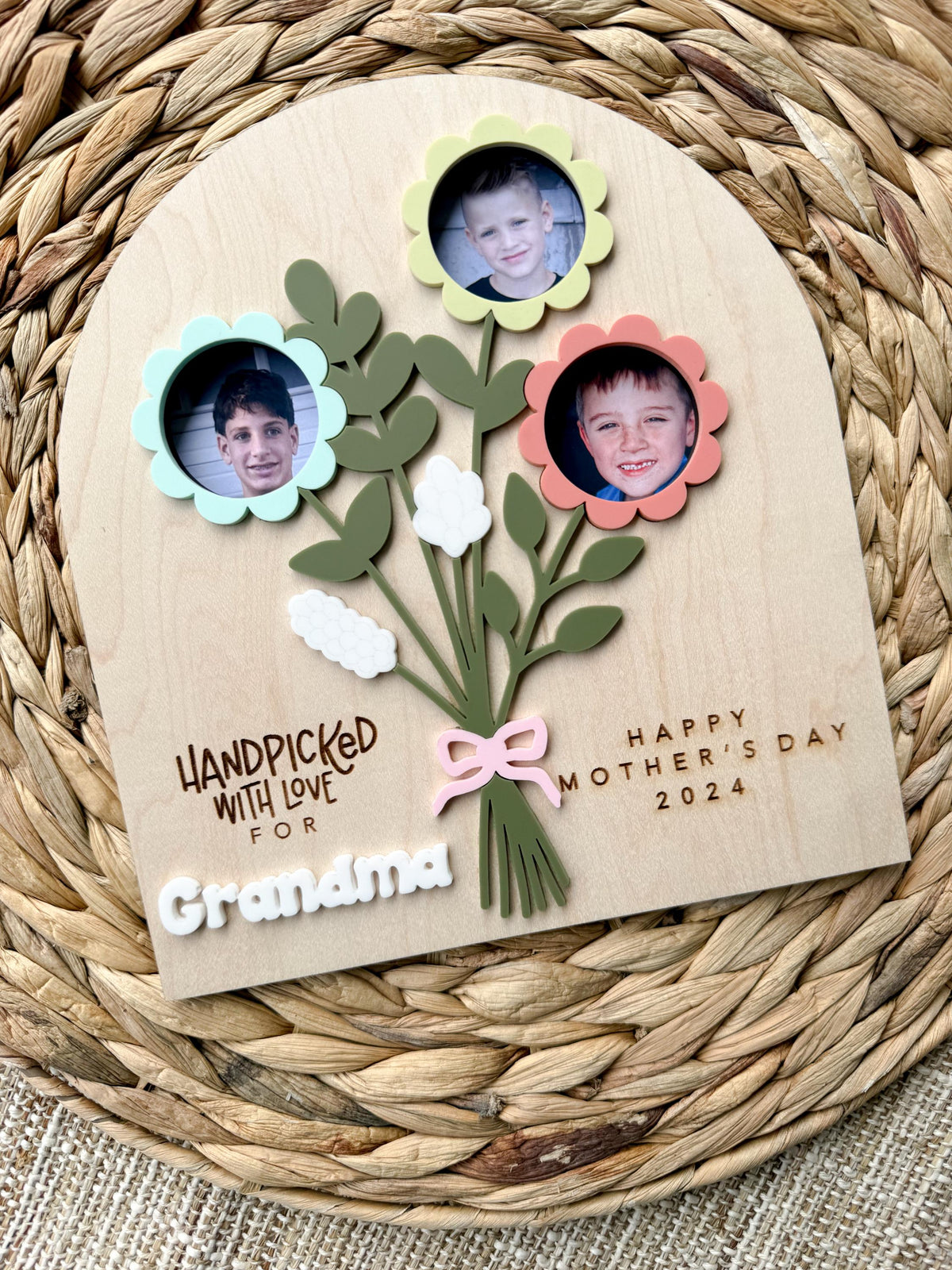 Personalized Photo Flower Bouquet | Mother's Day Wood Sign