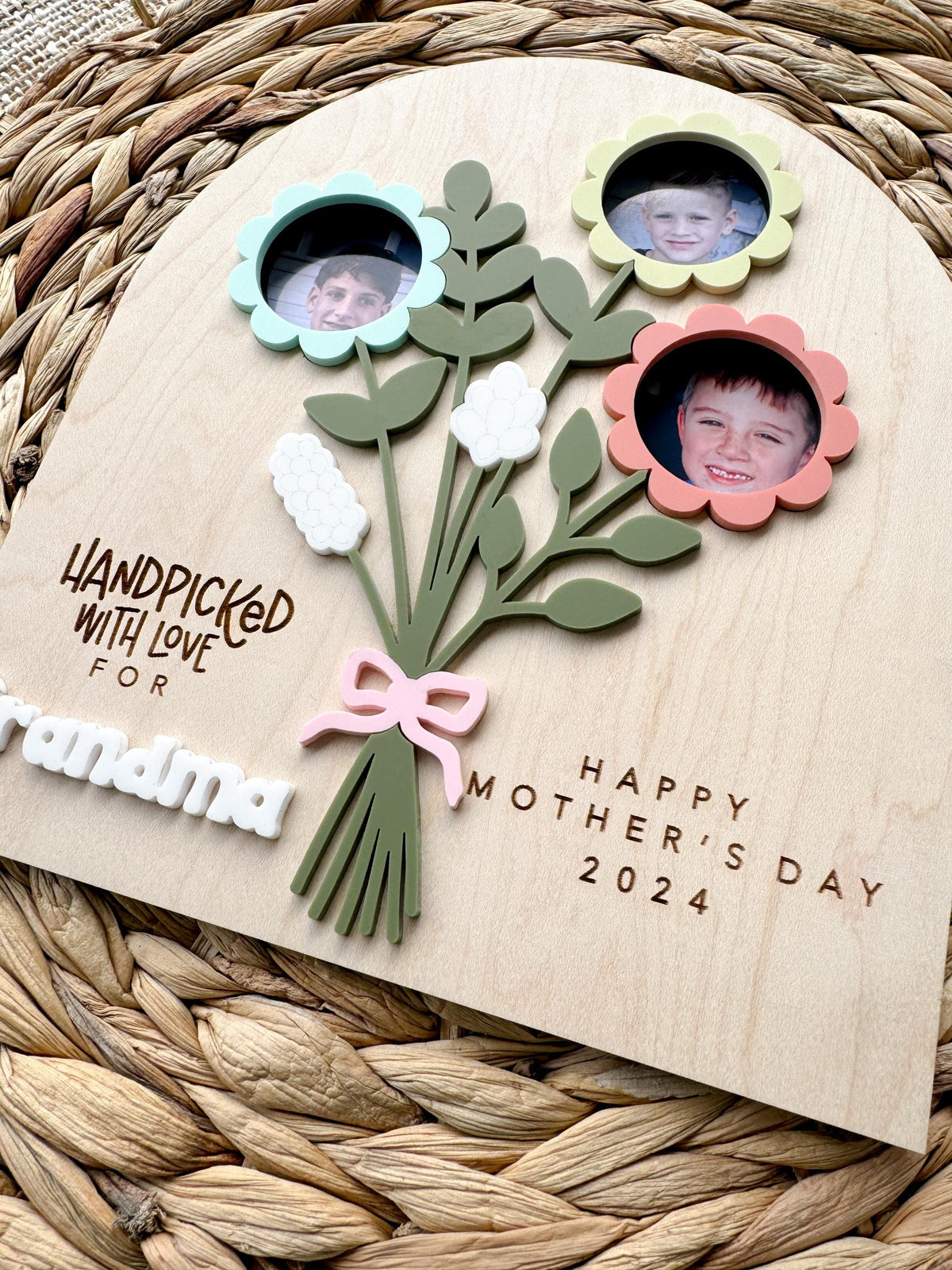 Personalized Photo Flower Bouquet | Mother's Day Wood Sign