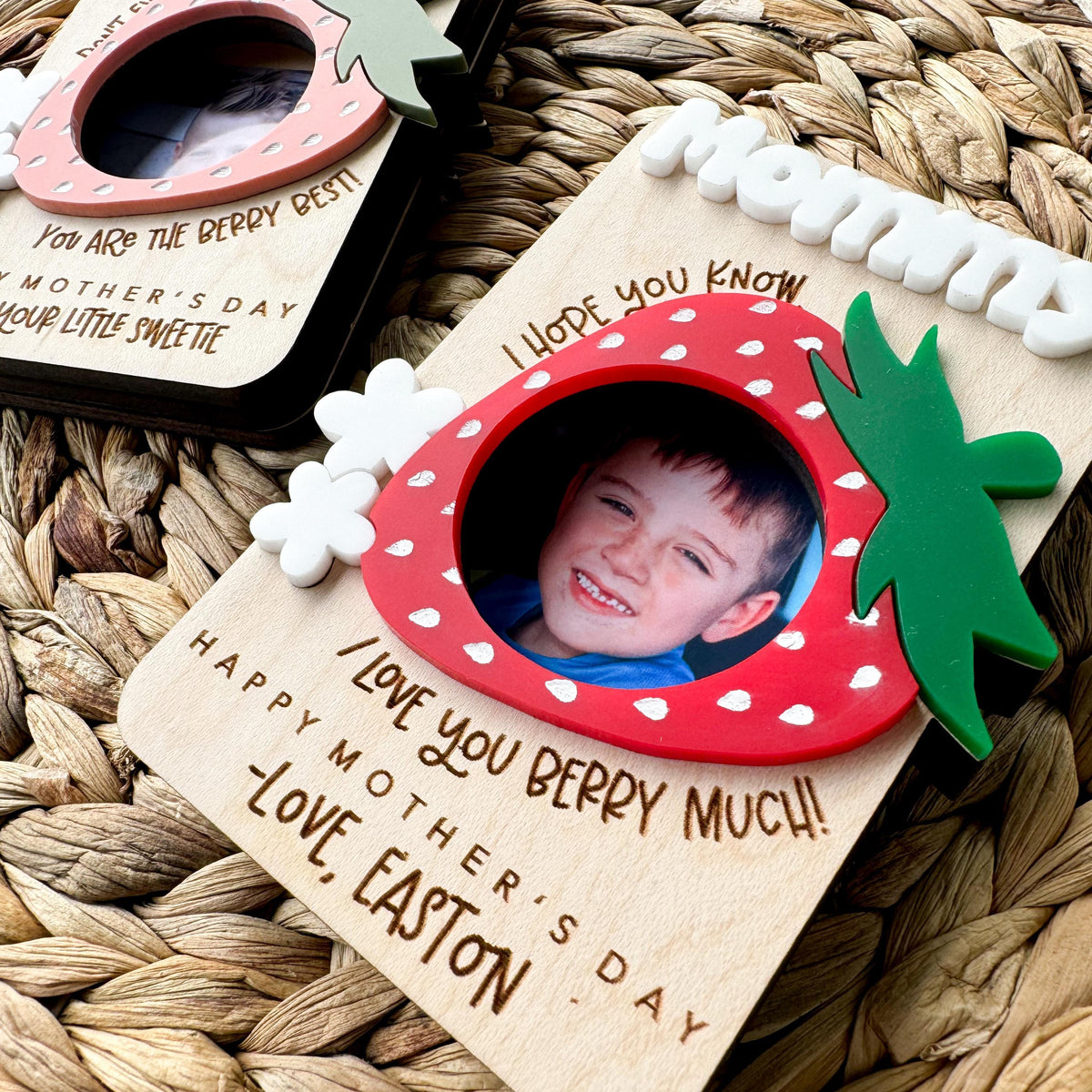 Strawberry photo frame magnet with a custom name like Mommy or Grandma